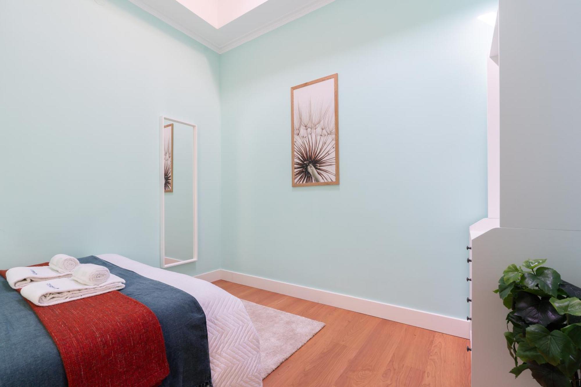 Host Wise - Colorful Bright Flat With Balcony Apartment Porto Room photo
